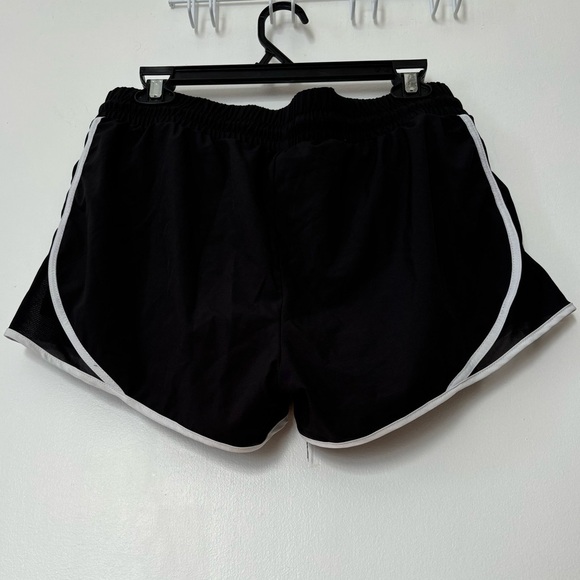 Ardene Move Black Athletic Shorts – Size Large 🖤 - Picture 2 of 4